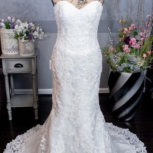 Private Collection 18949 wedding gown